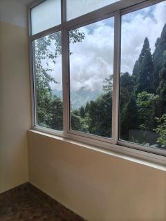 Batasay Blues- Pine View Retreat - 9