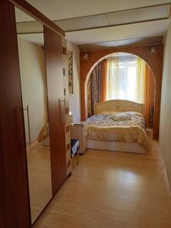 Spacious Apartment near Sarzhyn Yar, Botanic Garden - 3