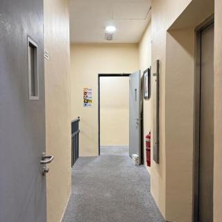 Big Big Hotel - 3