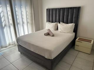 Spacious 2 bedroom 2 bathroom apartment in Midrand, Perfect for corporate and Families - 0
