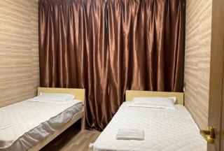 Cozy Triple Room in a Guesthouse, Free Laundry, WiFi - 3