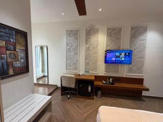 Alore Inn Resort - 2