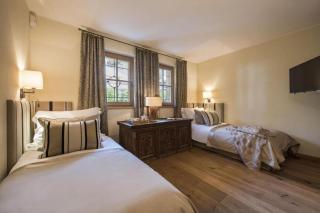 Cozy Mountain Apartment with Free Private Parking WiFi - 4