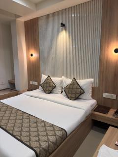 Hotel Mahadev Villa Elite - 7