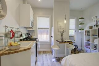 Miraculously Modern in a Vintage Shell Midtown - 7