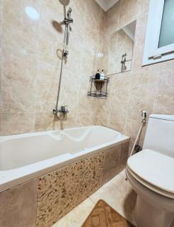 Spacious-Sunny 3BR Family Apartment, Balcony view Maadi - 6