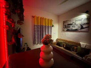 The Cozy Nest 1BHK, Near Metro, Parking,Terrace - 9