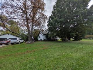 1 bedroom bungalow house - 1