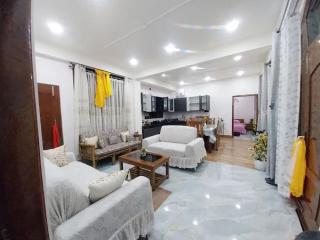 L Cube Homestay Dirang - 0
