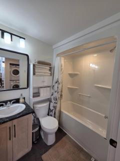 The Hideaway on Jensen - 2