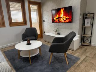Q Apartment 1 - 8