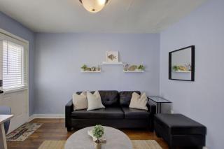 Walking Distance to the Best of Midtown - 7