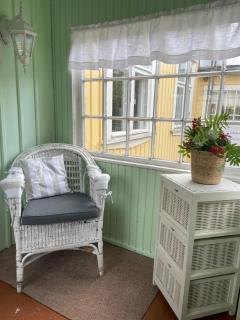 Spacious Family Apartment 100m2 Viinikanpuisto, Free Parking, Private Patio, Sauna and Free Wi-Fi - 1