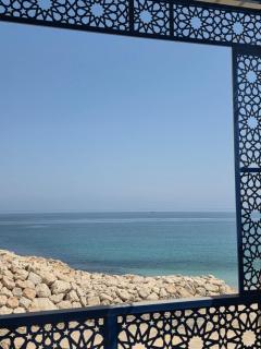 Tiwi Beach Inn - 9