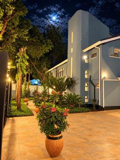 B&B HOTEL - 8