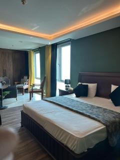 Luxury Studio Apartment Gold Crest DHA - 1