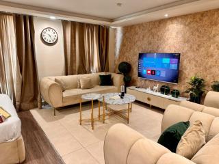 Elegant Studio Apartment in Gold Crest DHA - 1