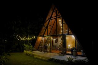 The Angla Hidden Cabin in a Cinnamon Garden - 8