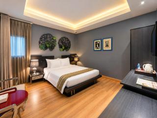A&EM - The Petit Hotel - 2
