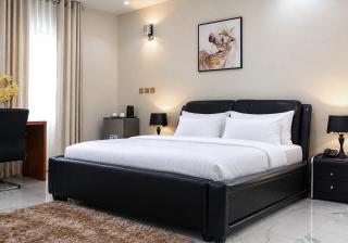 Nimkenhive Apartment and Suites - 0