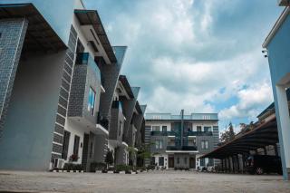 Nimkenhive Apartment and Suites - 3