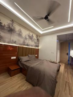 High Sky Inn - 1
