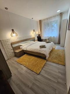 Alecsandri Crib - 7