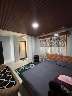 Siniolchu Homestay - 1