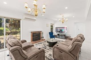 Family Retreat Private Poo Multi Living Full AC - 8