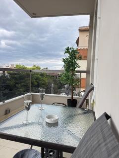 Stylish One-Bedroom with Spacious Balcony - 0