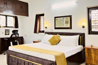 Nivera Stays 4BR Luxury Private Home near Airport, South Delhi - 9