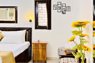 Nivera Stays 4BR Luxury Private Home near Airport, South Delhi - 3