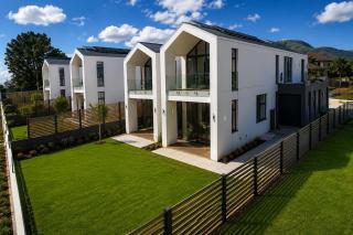 Tricabel Villa 3 Modern 4-Bedroom Luxury Retreat in Ezulwini - 5