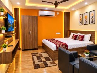 Hotel OMM SAI RAM, Near Railway Station - 0