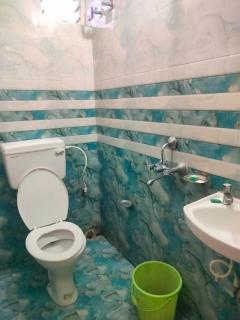 Hotel OMM SAI RAM, Near Railway Station - 6