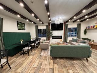 Hotel Piney Woods - 3