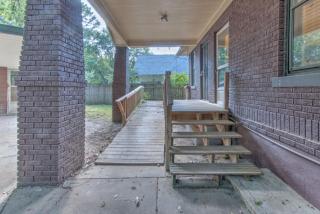 Beautiful Bungalow Stones throw from Cooper Young - 1