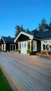 Charming log house with river views near Femtfallet in Ambjörby - 8