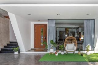 C2 Cosmic Central Pool Villa for 10, Daily Maid, Billiards, Near Nimman - 5