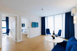 Opulent Sea View Aparthotel - Orbi City Batumi - 5