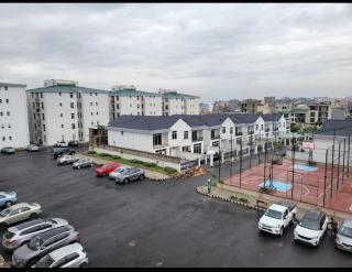 Hosea Real State, Luxury 2 Beds Apt with Maid and Taxi in Addis Ababa - 0