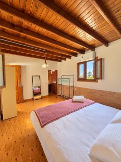 Maron Roof - 3