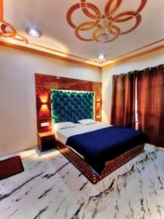 The Sapphire Retreat - 2