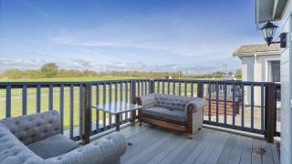 Lodges at Bryncarnedd, Aberystwyth - 7