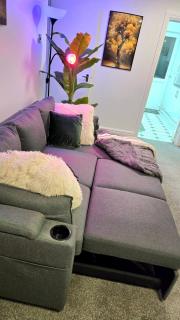 A Cozy 2 bedroom apartment close to NEC Airport - 8