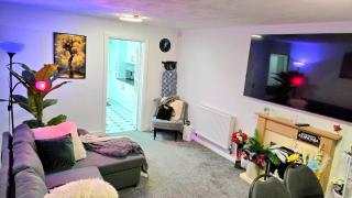 A Cozy 2 bedroom apartment close to NEC Airport - 6