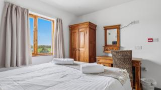 The Calf Suite - 7