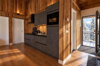 Stylish Loft Apartment with Mountain View near the Lake - 1