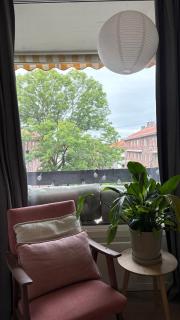 Cozy apartment with sunny balcony & green view - 8