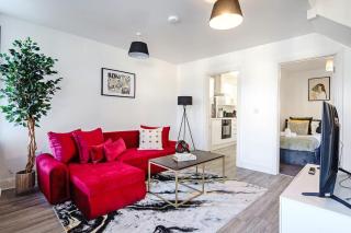 Well-Located 2-Bed Flat by Hospital, Whitchurch Rd - 0